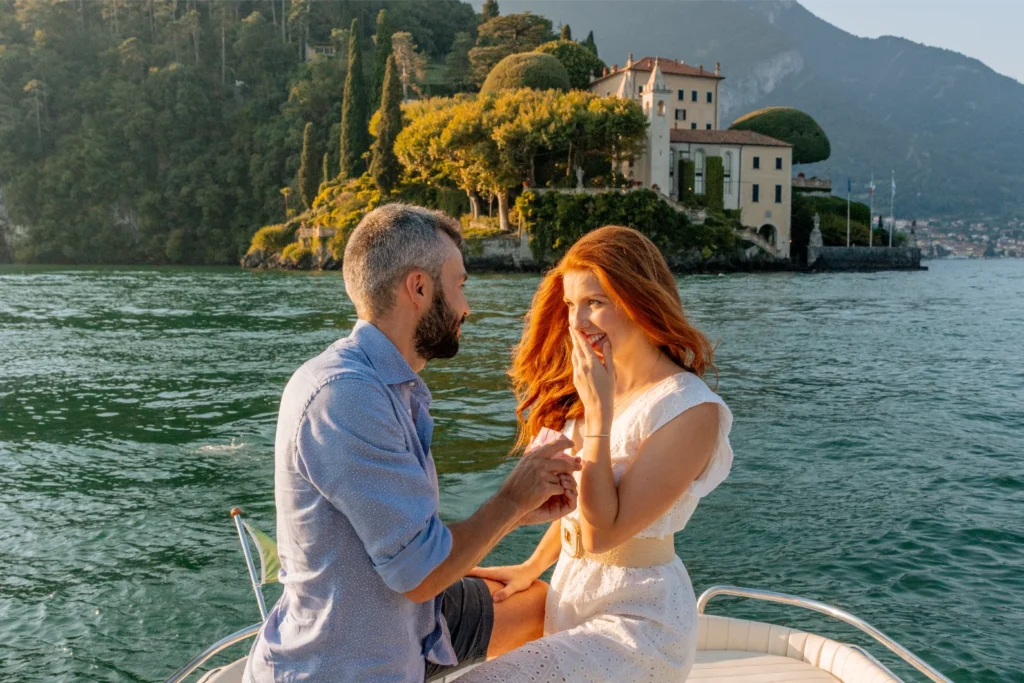 wedding proposal boat Lake Como