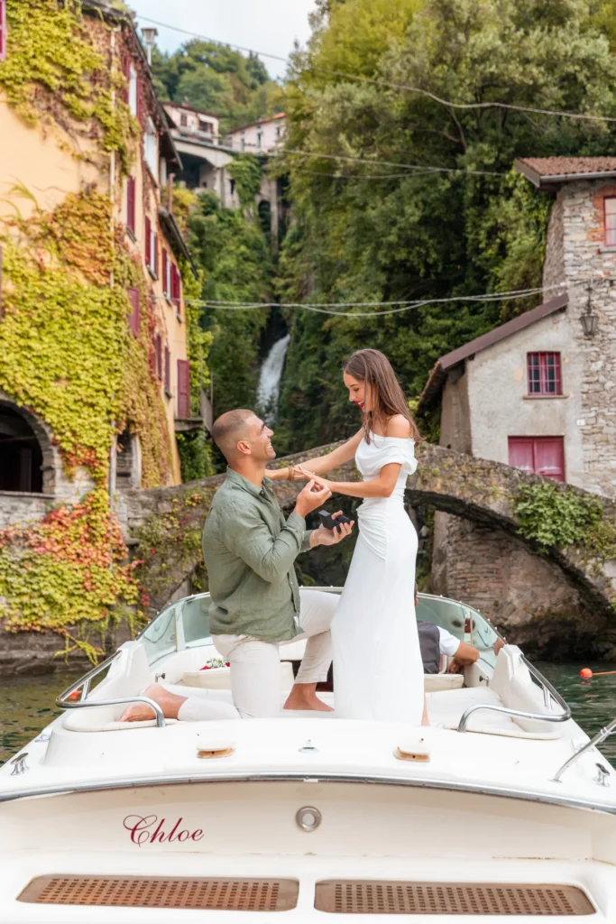wedding proposal boat Lake Como