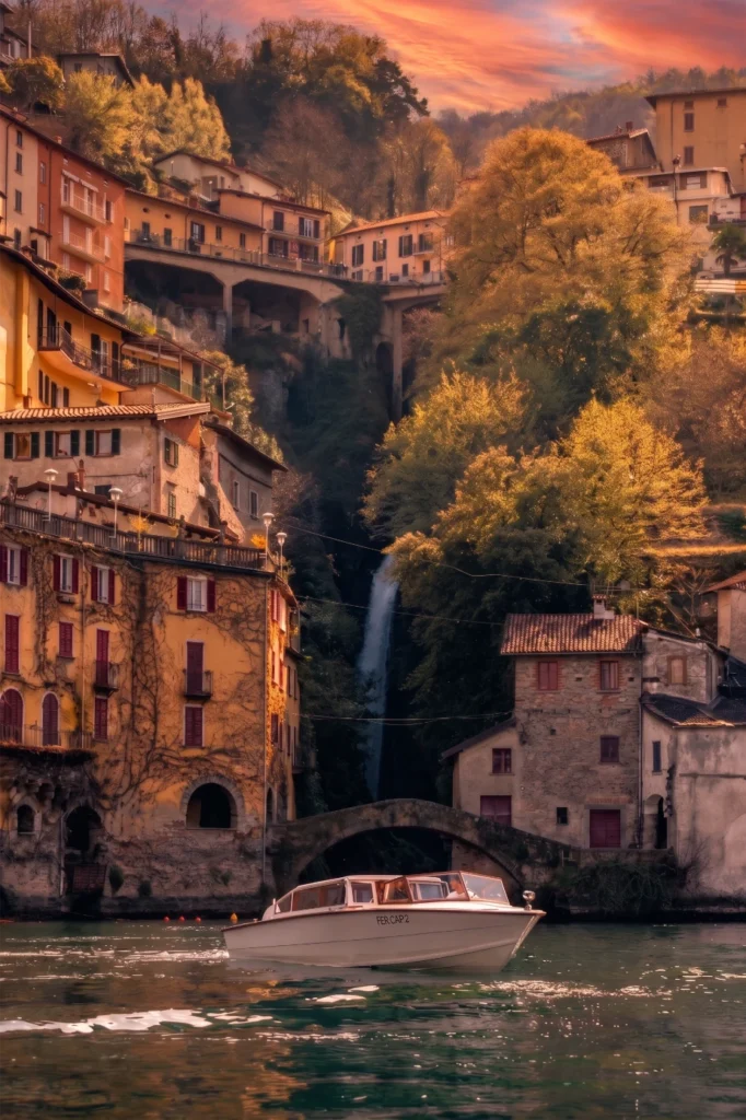 Sunset tour on Lake Como